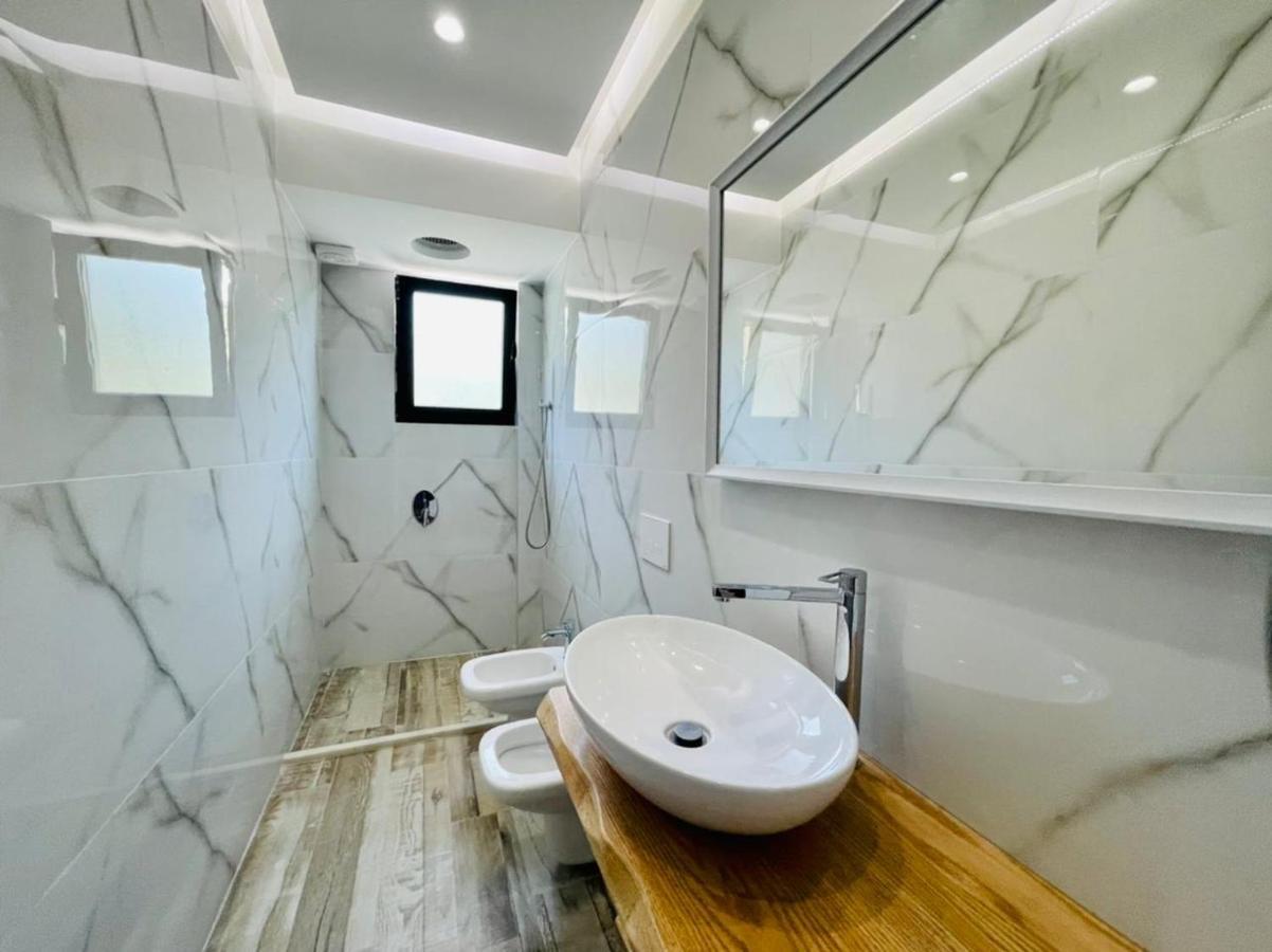 Adriatik Hotel Wlora Zewnętrze zdjęcie