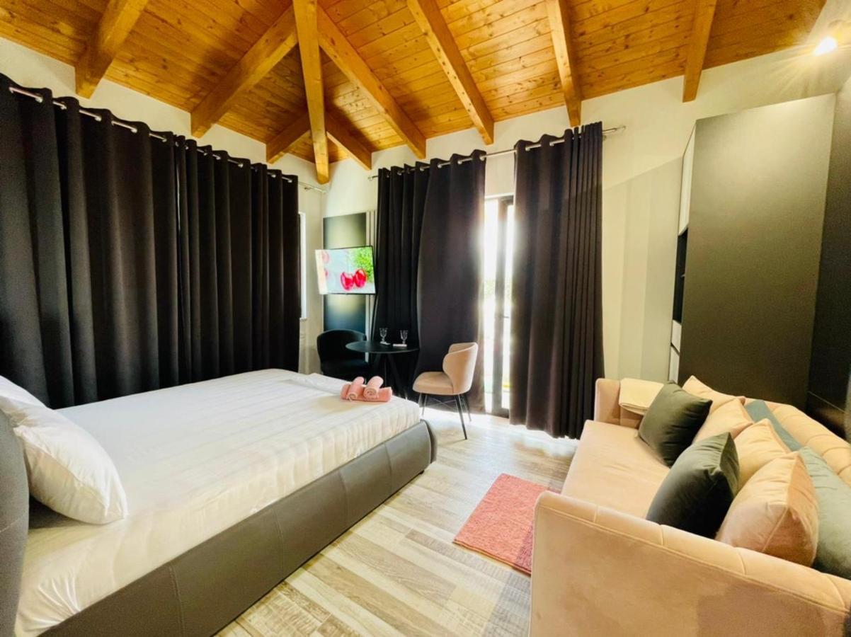 Adriatik Hotel Wlora Zewnętrze zdjęcie