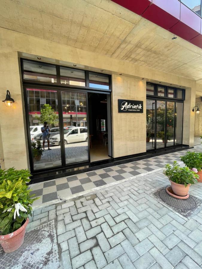 Adriatik Hotel Wlora Zewnętrze zdjęcie