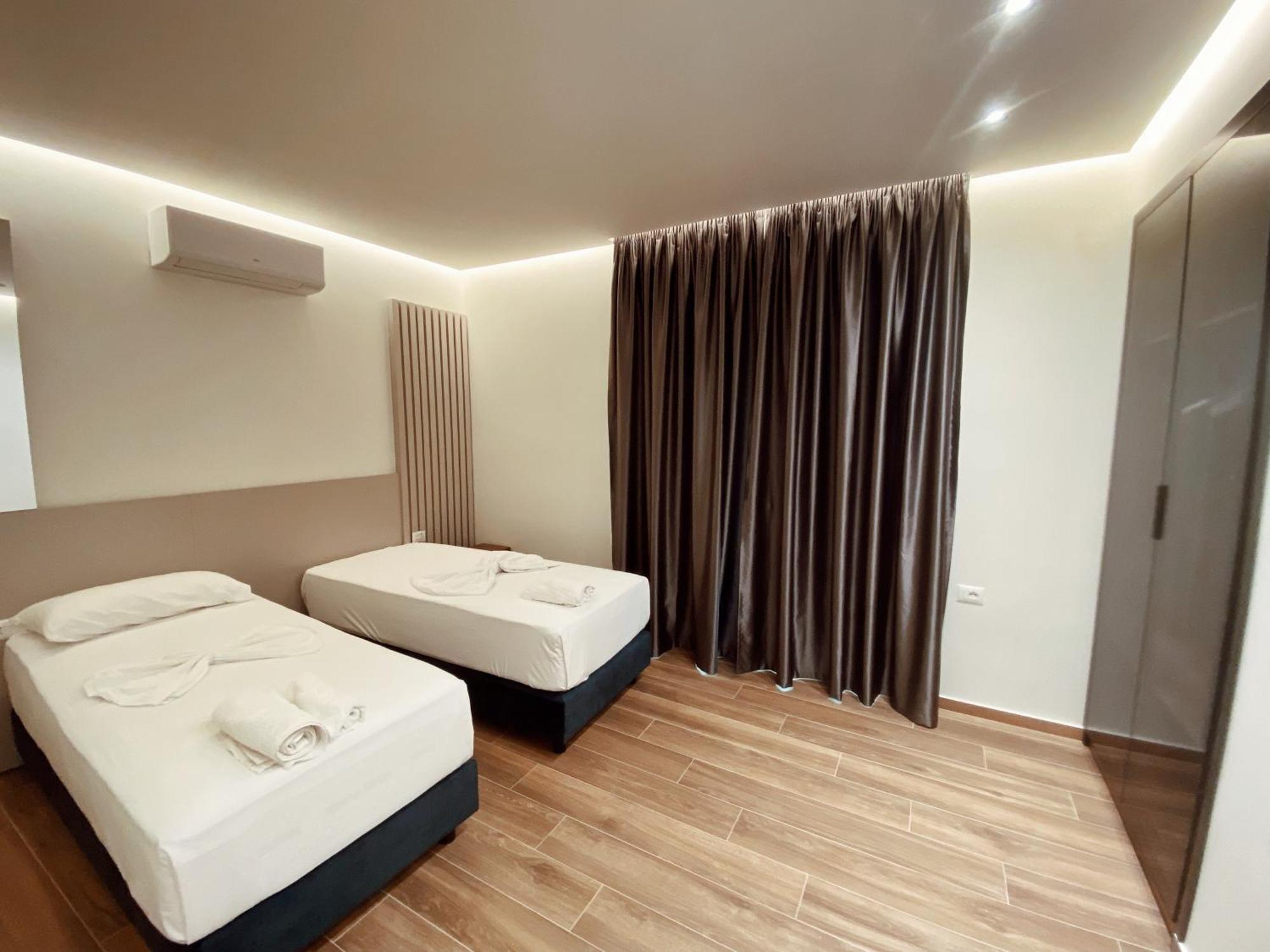 Adriatik Hotel Wlora Zewnętrze zdjęcie
